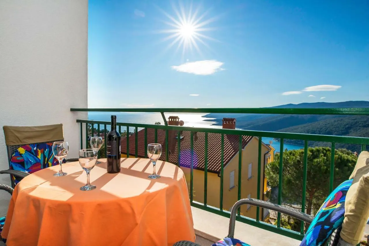 Apartments Iris Rabac Croatia
